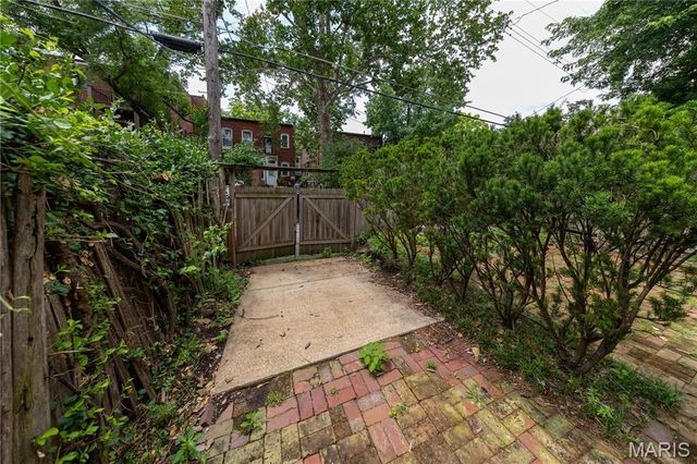 6114 Waterman Boulevard, St Louis, MO 63112