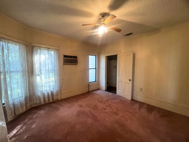 625 S Buffalo Street, Canton, TX 75103