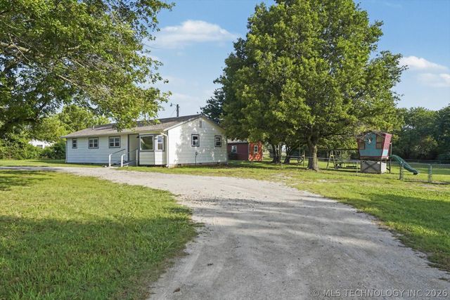 14321 E 122nd Street N, Collinsville, OK 74021