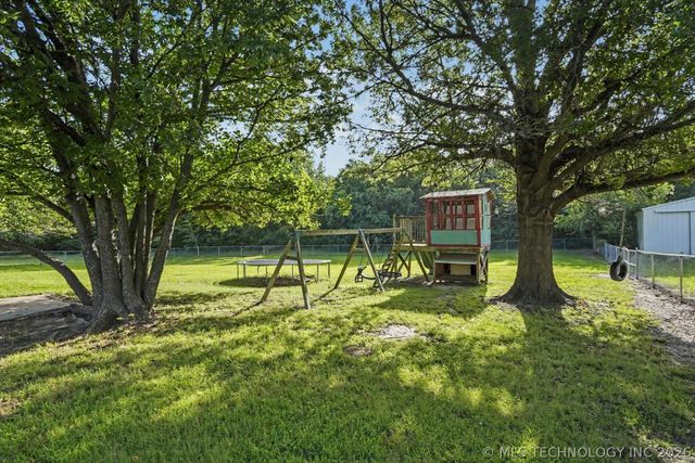 14321 E 122nd Street N, Collinsville, OK 74021