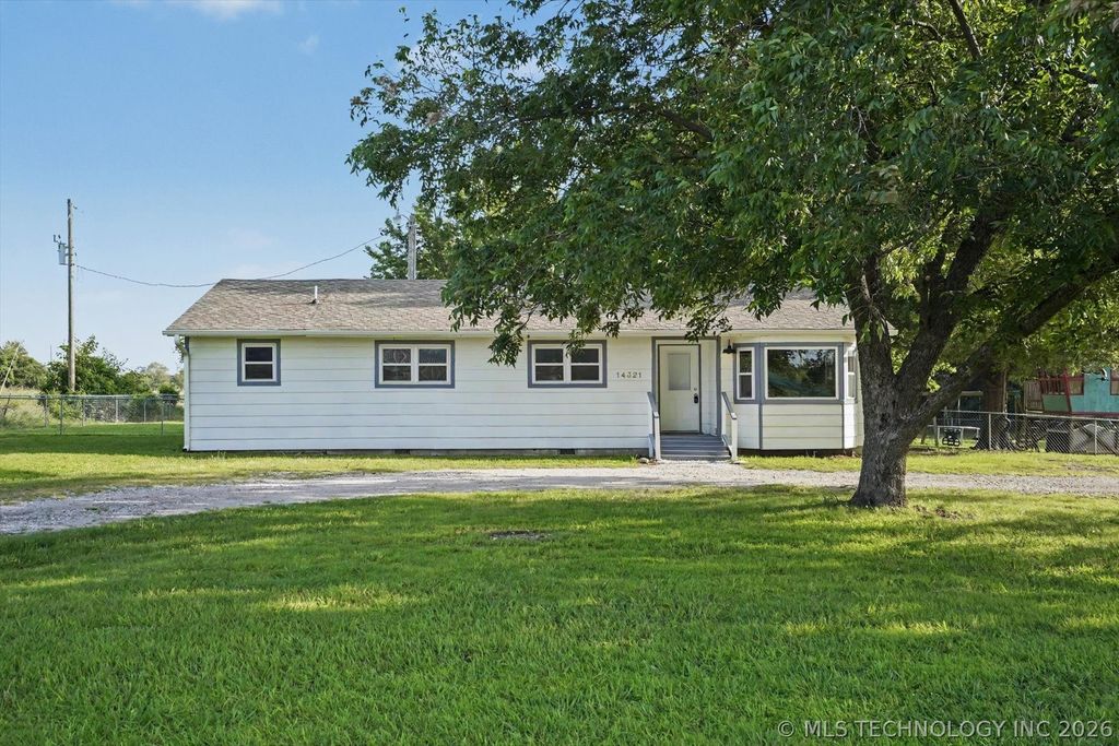 14321 E 122nd Street N, Collinsville, OK 74021