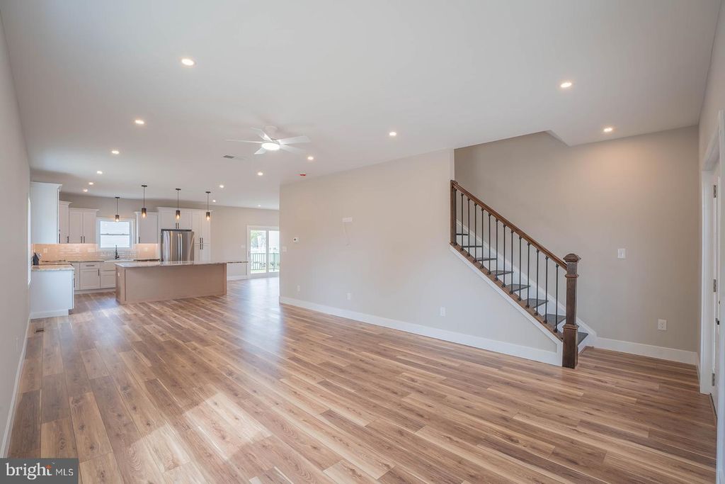 4159 LINDEN AVE, FEASTERVILLE-TREVOSE, PA 19053 — photo 3