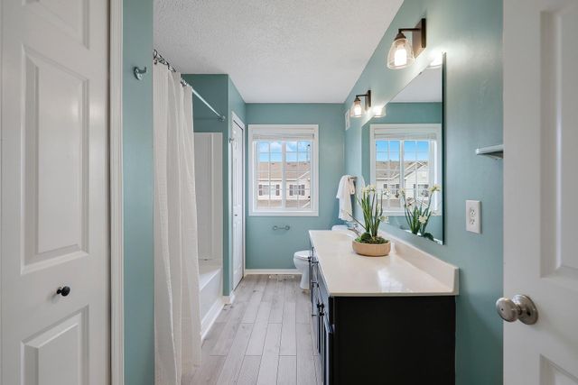4853 Bisset Lane, Inver Grove Heights, MN 55076