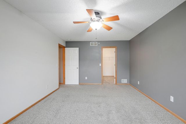 4853 Bisset Lane, Inver Grove Heights, MN 55076