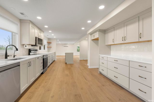 11136 N 200 W, Ossian, IN 46777