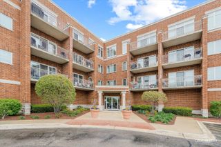 515 Main Street 402, West Chicago, IL 60185