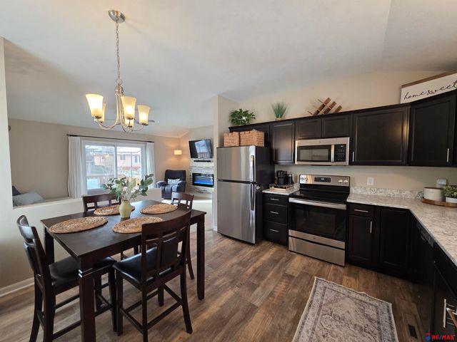 8303 King Street, Omaha, NE 68122