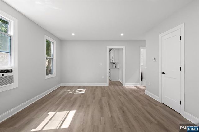 534 Morris Street, Orange, NJ 07050