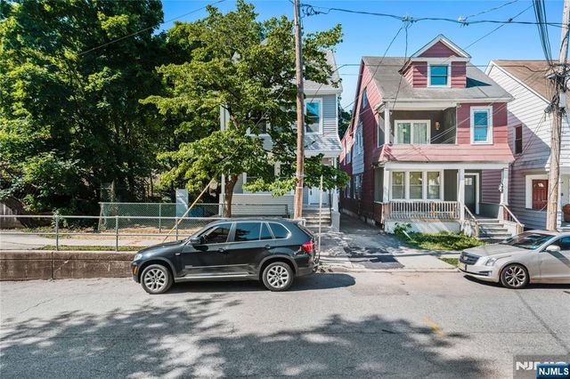 534 Morris Street, Orange, NJ 07050