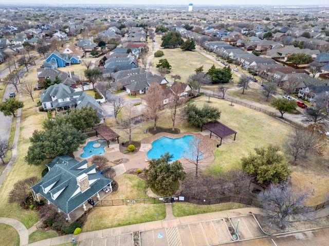 1806 E Branch Hollow Drive, Carrollton, TX 75007
