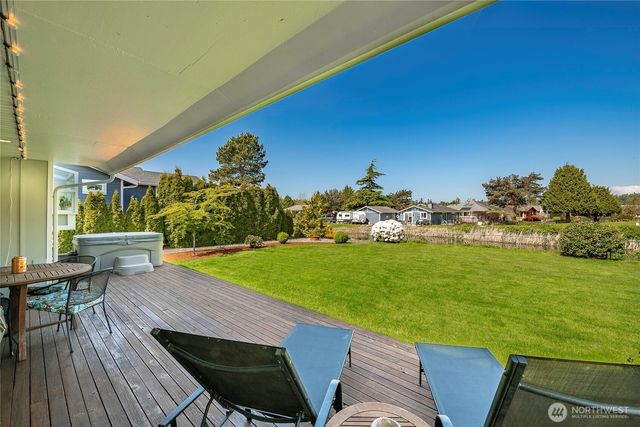 8105 Cowichan Road, Blaine, WA 98230
