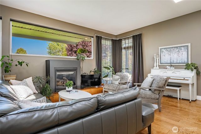 8105 Cowichan Road, Blaine, WA 98230