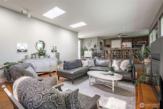 8105 Cowichan Road, Blaine, WA 98230