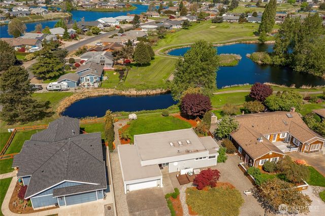 8105 Cowichan Road, Blaine, WA 98230