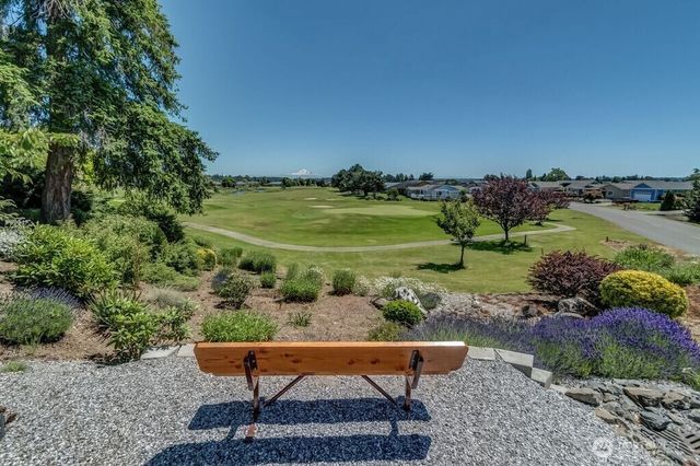 8105 Cowichan Road, Blaine, WA 98230