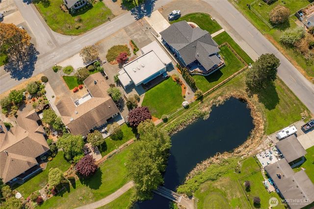 8105 Cowichan Road, Blaine, WA 98230