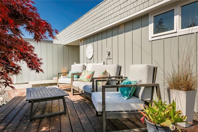 8105 Cowichan Road, Blaine, WA 98230