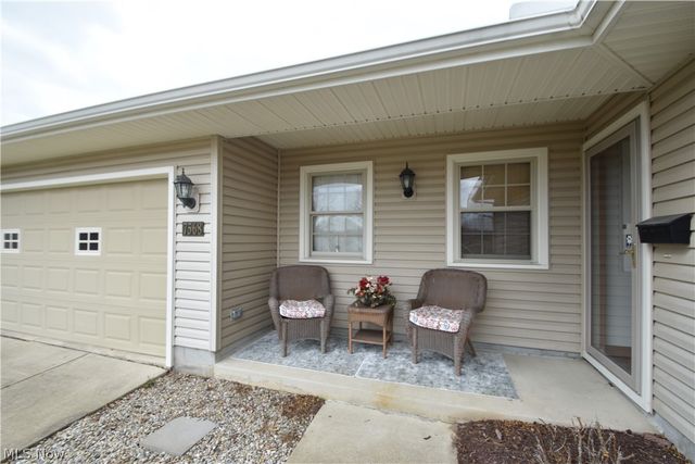 7568 Huntington Drive, Boardman, OH 44512