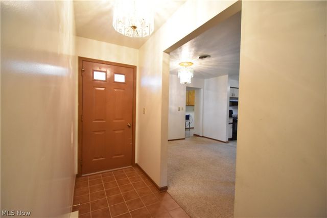 7568 Huntington Drive, Boardman, OH 44512