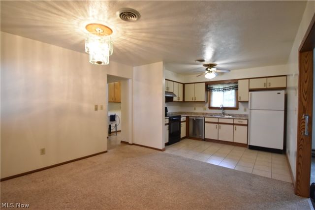 7568 Huntington Drive, Boardman, OH 44512