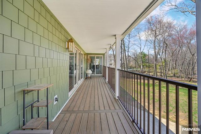 217 Osage Lane, Franklin Lakes, NJ 07417