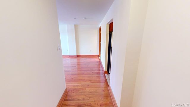 135-23 82nd Avenue 3E, Briarwood, NY 11432