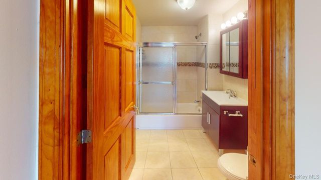 135-23 82nd Avenue 3E, Briarwood, NY 11432