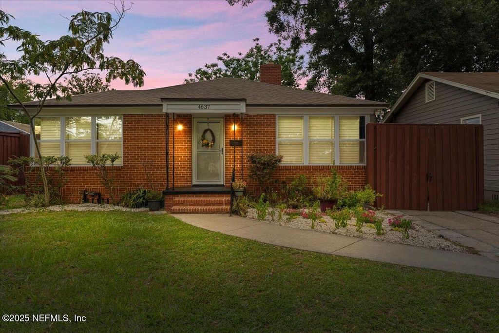 4637 MANCHESTER Road, Jacksonville, FL 32210