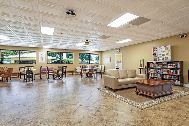 5729 Golden Eagle Circle, Palm Beach Gardens, FL 33418