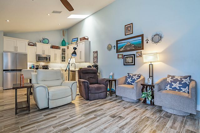 5729 Golden Eagle Circle, Palm Beach Gardens, FL 33418