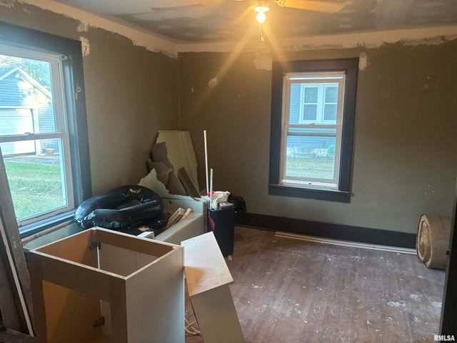 1522 N CUTRIGHT Avenue, Chillicothe, IL 61523