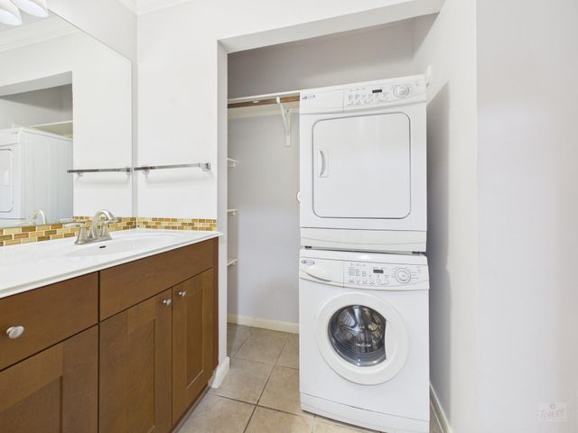 7685 Northcross DR 500, Austin, TX 78757