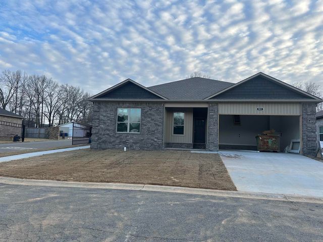 911 W Dell Vista Cove, Cabot, AR 72023