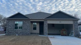 911 W Dell Vista Cove, Cabot, AR 72023