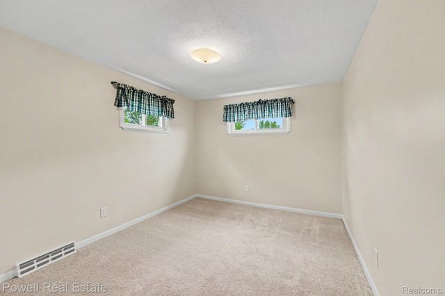 18166 Davidson, Fraser, MI 48026