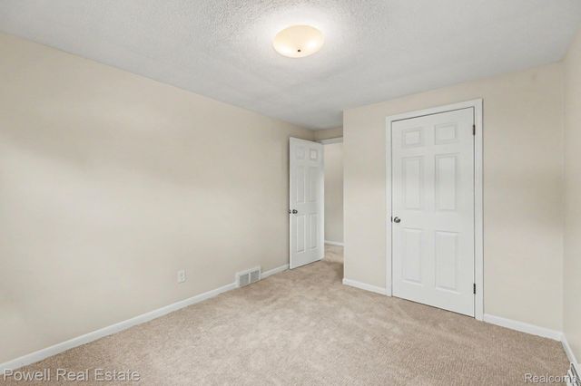 18166 Davidson, Fraser, MI 48026