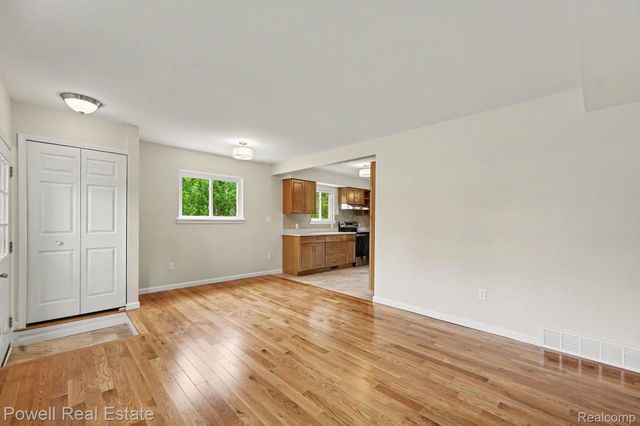 18166 Davidson, Fraser, MI 48026