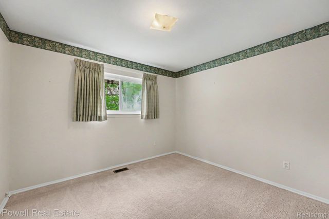 18166 Davidson, Fraser, MI 48026