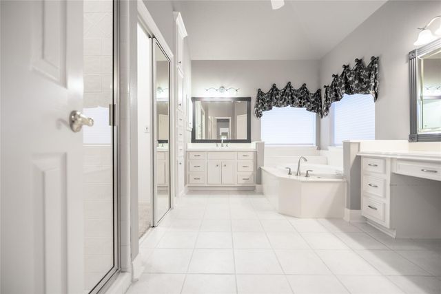 26910 Willow Ln, Katy, TX 77494