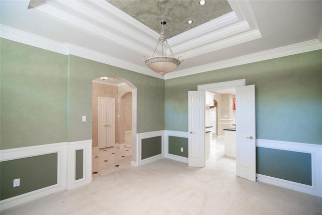 26910 Willow Ln, Katy, TX 77494