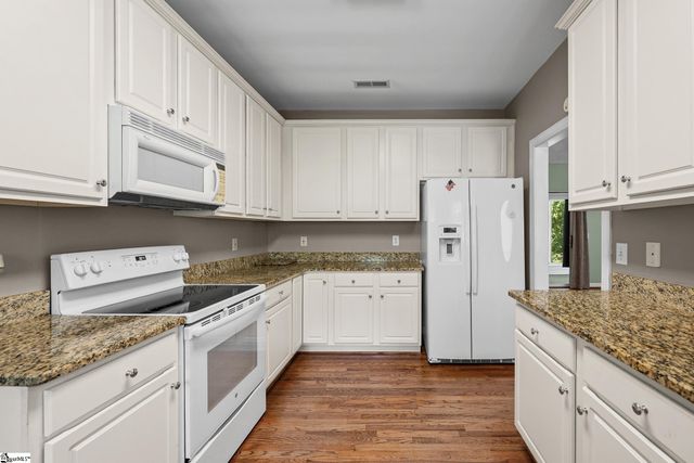 107 Groveton Court, Simpsonville, SC 29681