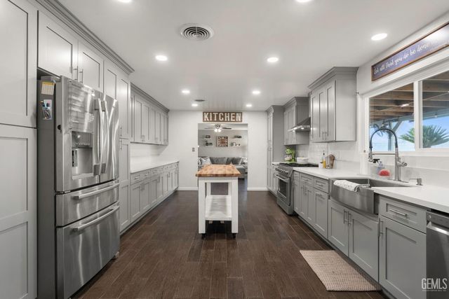 3112 Audubon Drive, Bakersfield, CA 93301