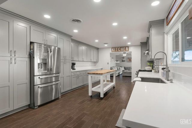 3112 Audubon Drive, Bakersfield, CA 93301