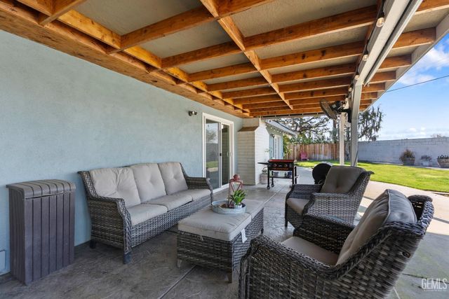 3112 Audubon Drive, Bakersfield, CA 93301