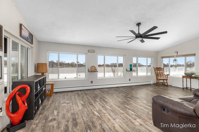 12860 Merlau Avenue, Plainwell, MI 49080