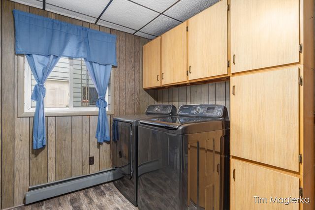 12860 Merlau Avenue, Plainwell, MI 49080