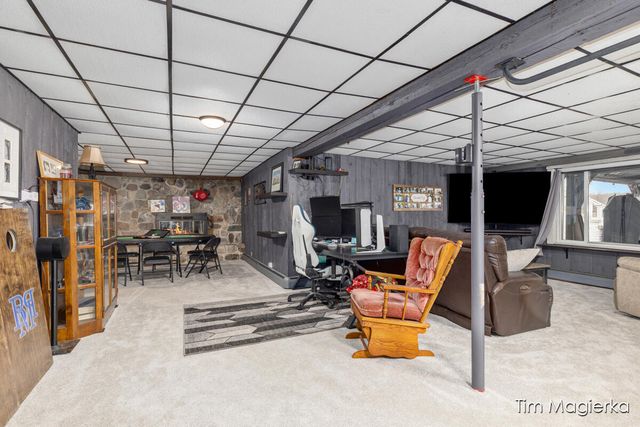 12860 Merlau Avenue, Plainwell, MI 49080