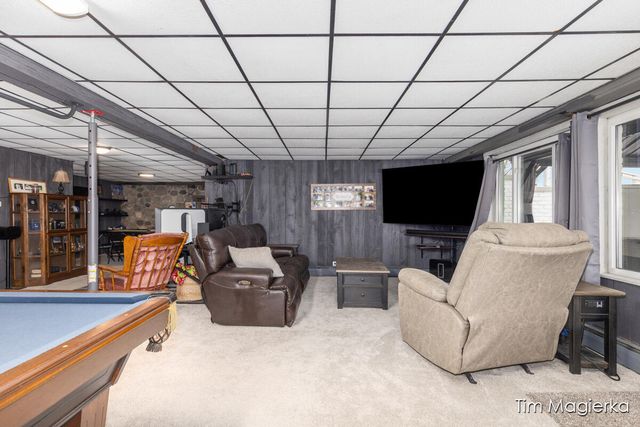 12860 Merlau Avenue, Plainwell, MI 49080