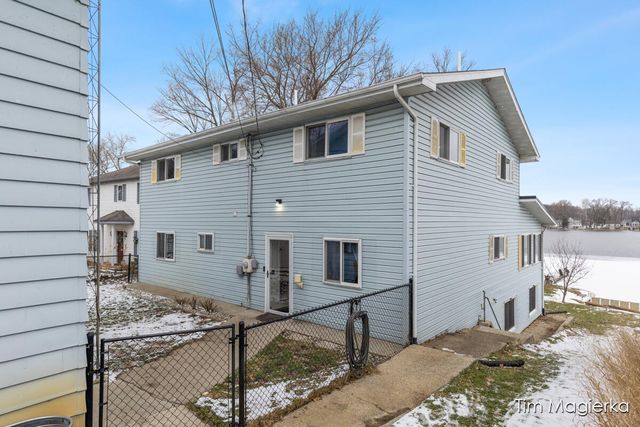 12860 Merlau Avenue, Plainwell, MI 49080