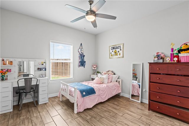 3302 Hadi Dr, Corpus Christi, TX 78415